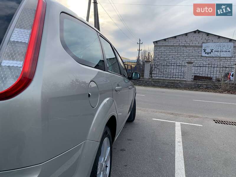 Универсал Ford Focus 2009 в Киеве