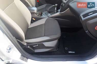 Универсал Ford Focus 2014 в 