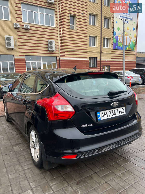 Хетчбек Ford Focus 2011 в Житомирі