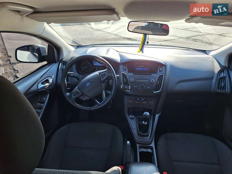 Хэтчбек Ford Focus 2016 в Николаеве
