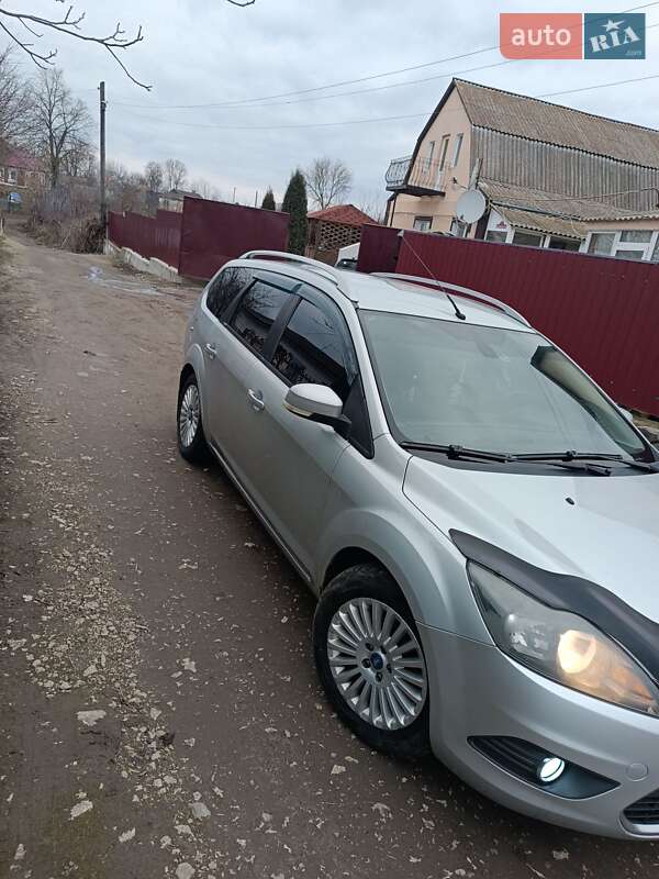 Універсал Ford Focus 2010 в Хмільнику