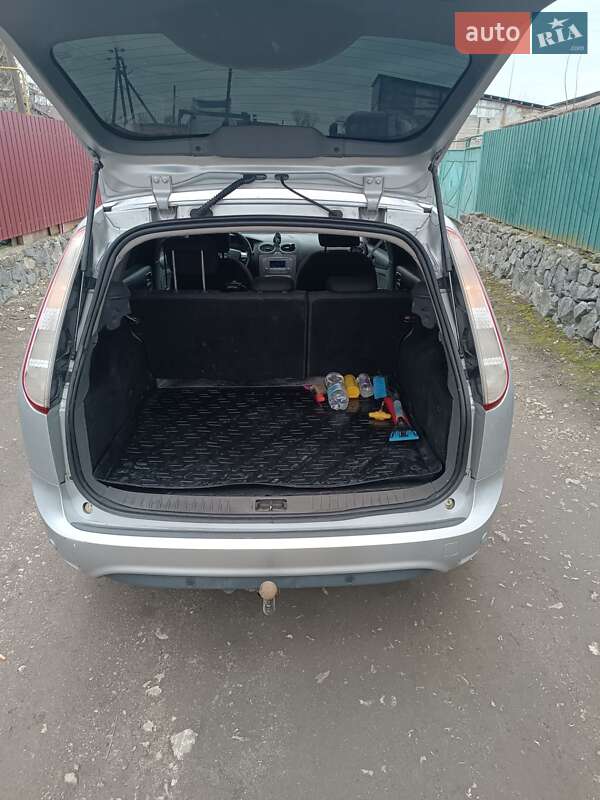 Универсал Ford Focus 2010 в Хмельнике