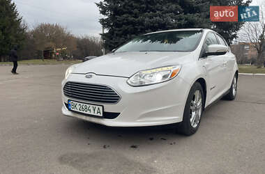 Хэтчбек Ford Focus 2013 в Ровно