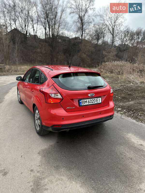 Хэтчбек Ford Focus 2012 в Сумах