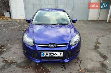 Седан Ford Focus 2012 в 
