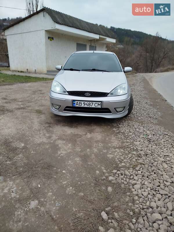 Седан Ford Focus 2002 в 