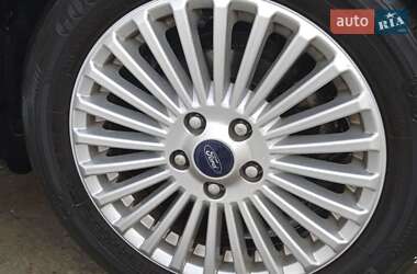 Универсал Ford Focus 2013 в 