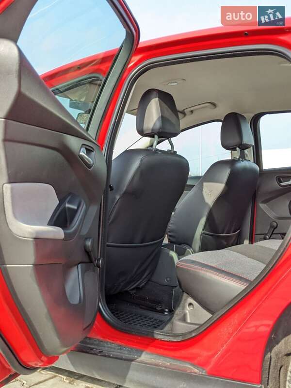 Хэтчбек Ford Focus 2014 в Буче