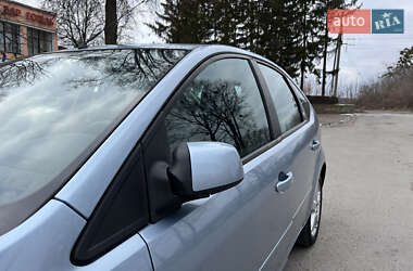 Хетчбек Ford Focus 2005 в Звягелі