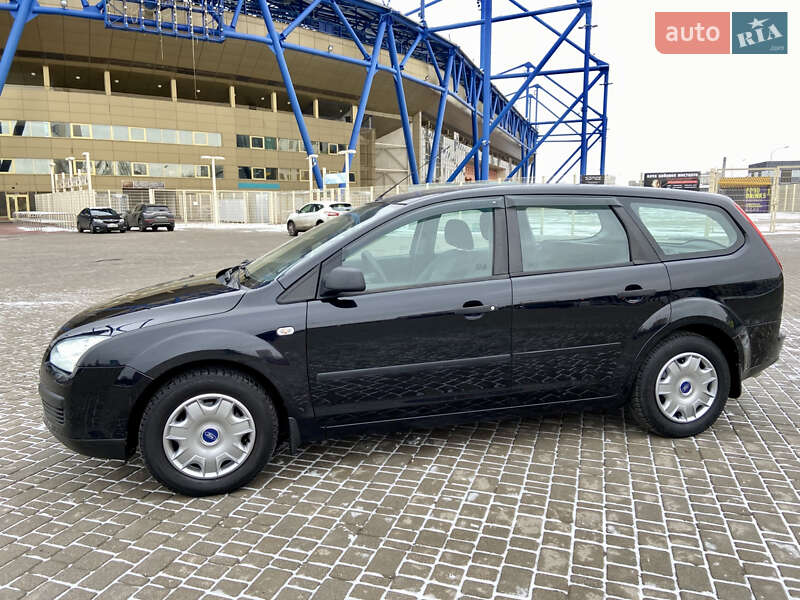 Універсал Ford Focus 2005 в Харкові