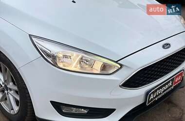Хэтчбек Ford Focus 2017 в 