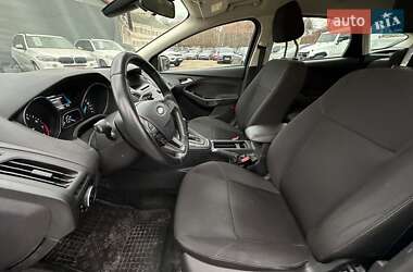 Хэтчбек Ford Focus 2017 в 