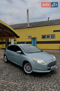 Хэтчбек Ford Focus 2013 в 