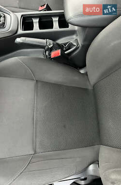 Хэтчбек Ford Focus 2015 в 