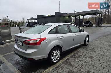 Седан Ford Focus 2012 в 