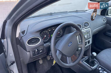 Хэтчбек Ford Focus 2005 в Луцке