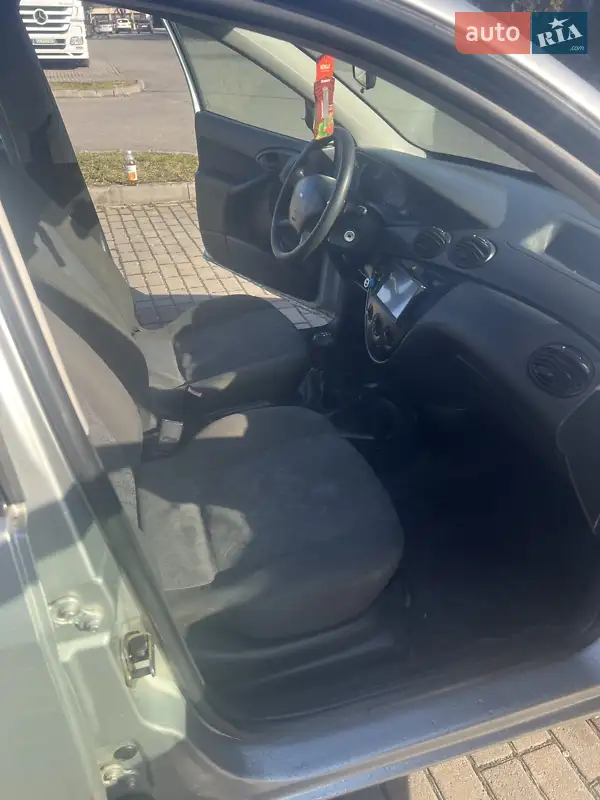 Ford Focus 2001
