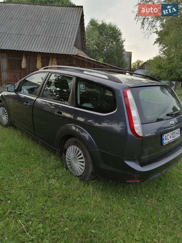 Ford Focus 2010