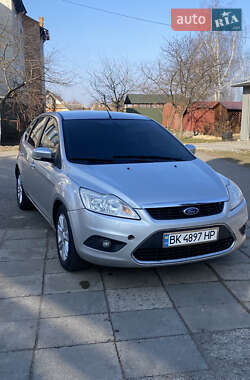 Хетчбек Ford Focus 2009 в Дубні