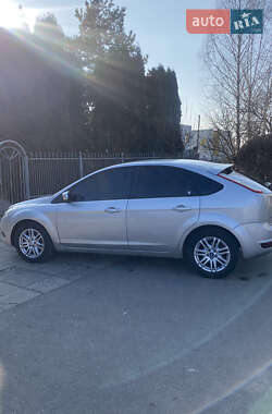 Хетчбек Ford Focus 2009 в Дубні