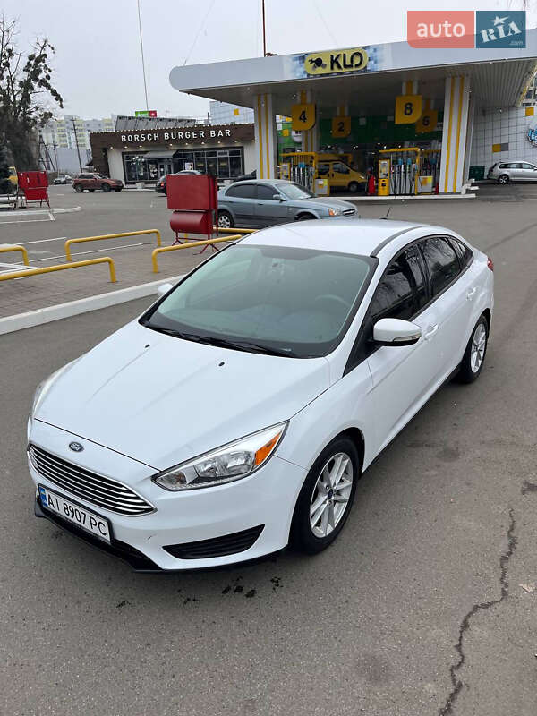 Седан Ford Focus 2017 в Киеве