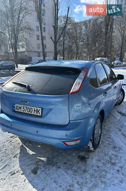 Хэтчбек Ford Focus 2008 в Киеве