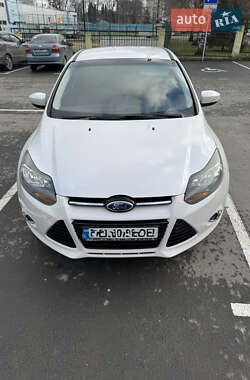 Хэтчбек Ford Focus 2014 в Черновцах