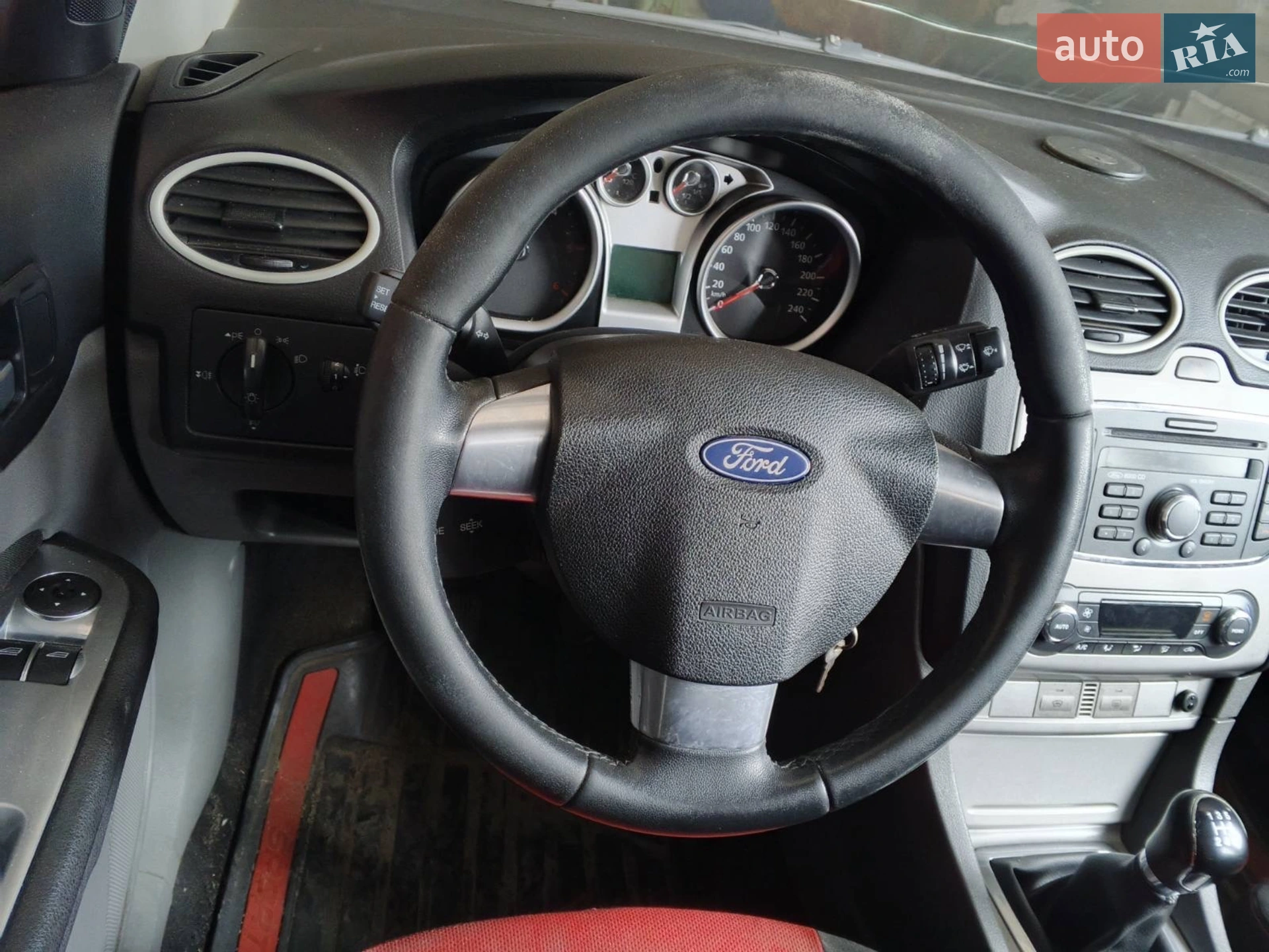 2010 Ford Focus - мініатюра 6