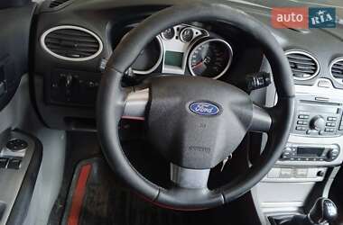 Универсал Ford Focus 2010 в 