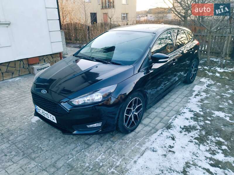 Хэтчбек Ford Focus 2015 в Львове