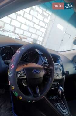 Седан Ford Focus 2015 в Києві