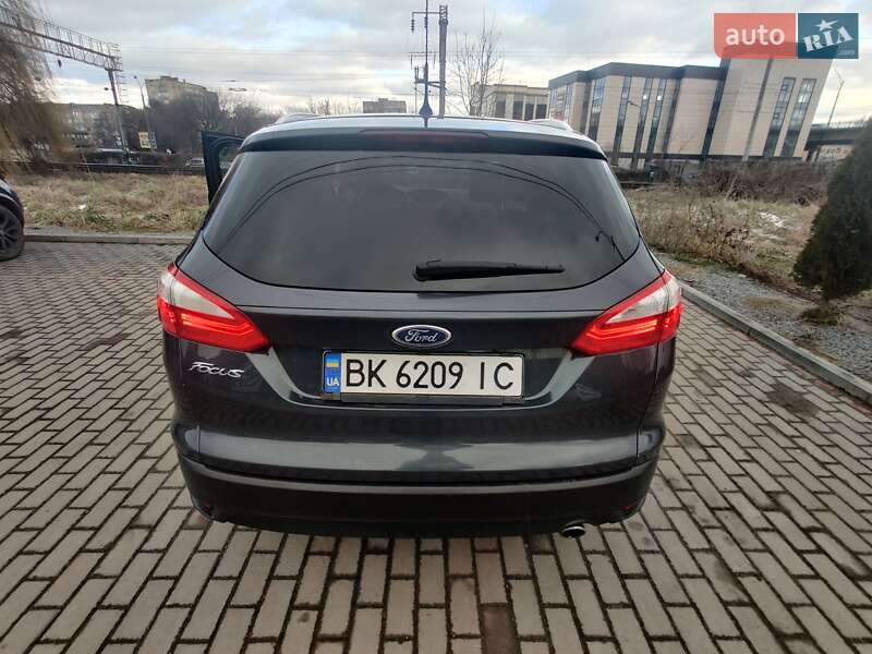 Универсал Ford Focus 2014 в Ровно