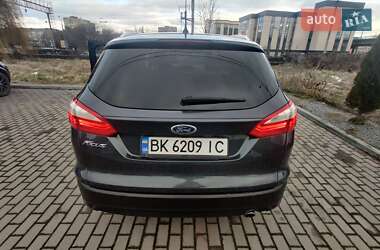 Универсал Ford Focus 2014 в 