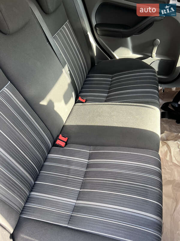 Універсал Ford Focus 2008 в Житомирі