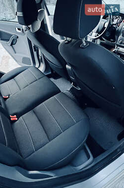 Універсал Ford Focus 2010 в Путивлі