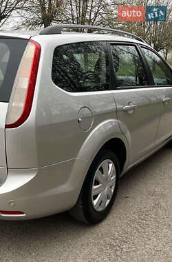 Універсал Ford Focus 2010 в 