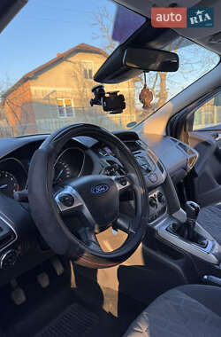 Універсал Ford Focus 2011 в 