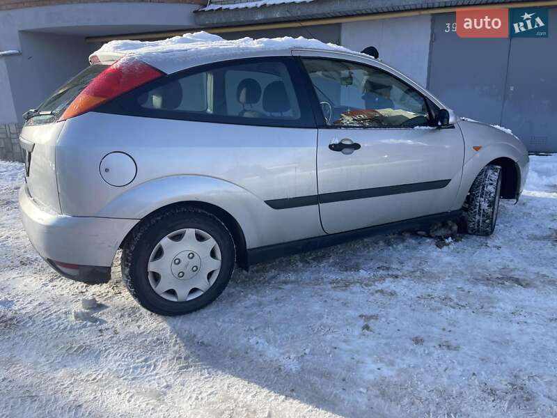 Хетчбек Ford Focus 2001 в Львові