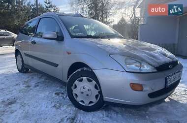 Хэтчбек Ford Focus 2001 в 