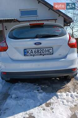 Хэтчбек Ford Focus 2014 в 