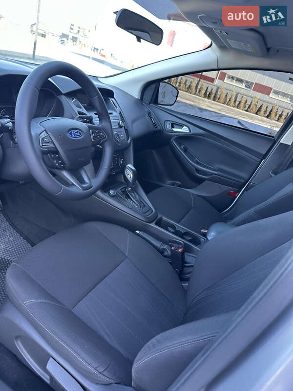 Седан Ford Focus 2015 в Луцке