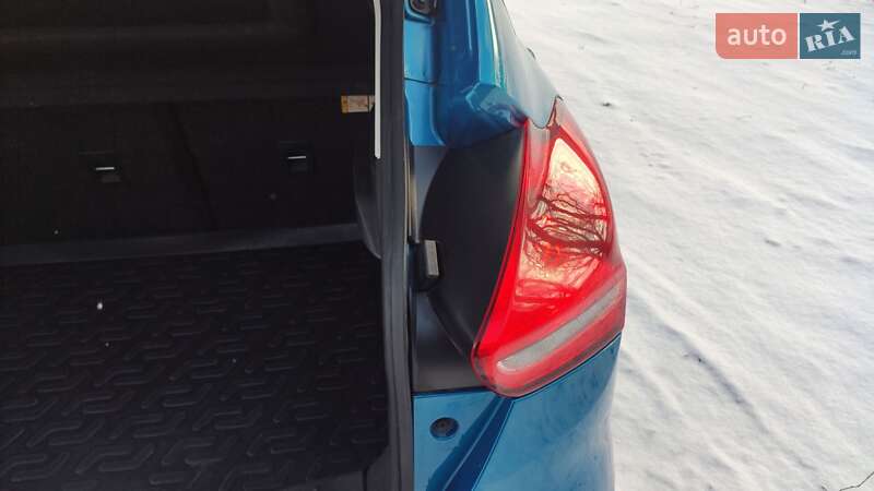 Хетчбек Ford Focus 2016 в Тернополі