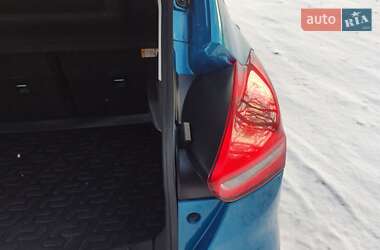 Хэтчбек Ford Focus 2016 в 