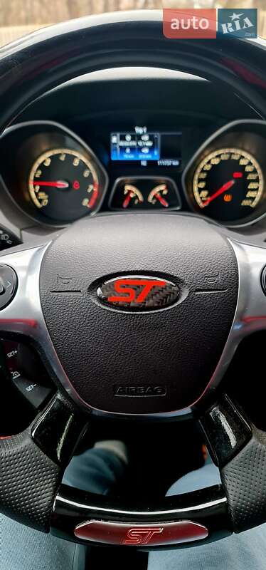 Хэтчбек Ford Focus 2013 в Киеве фото 53 Хэтчбек Ford Focus 2013 в Киеве