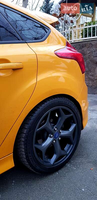 Хэтчбек Ford Focus 2013 в Киеве фото 56 Хэтчбек Ford Focus 2013 в Киеве