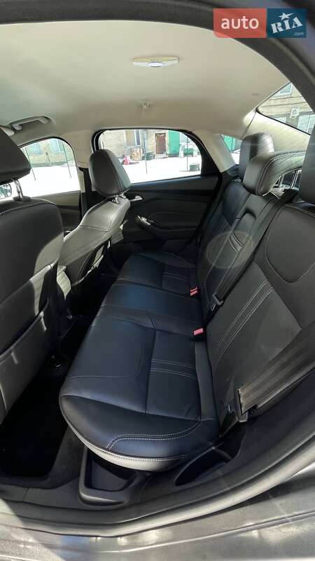 Седан Ford Focus 2013 в Киеве