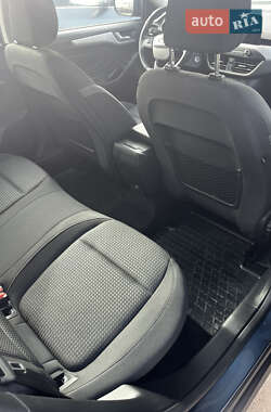 Хэтчбек Ford Focus 2020 в 