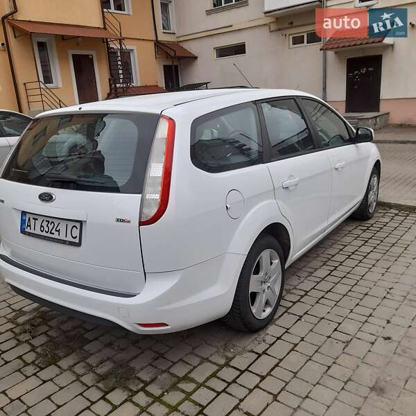 Универсал Ford Focus 2010 в Калуше
