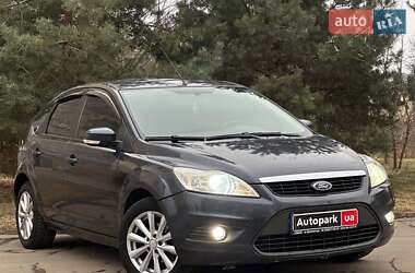 Хетчбек Ford Focus 2011 в 