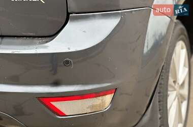 Хетчбек Ford Focus 2011 в 
